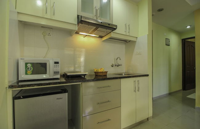 OYO 9810 Home Elegant Studio South Goa - Foto 13