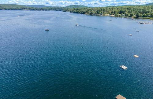 Beautiful Home 30 Feet from the Sand at Spofford Lake! - Foto 60