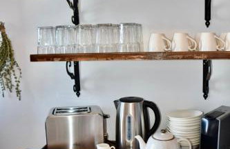 MOM'S RETREAT - Photo 27