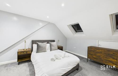 Refurbished 4-Bed, Open-Plan Living, Sleeps 10 - Foto 45