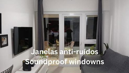 Apt perto da praia c vaga e arrumadeira e janelas anti ruídos - Foto 2