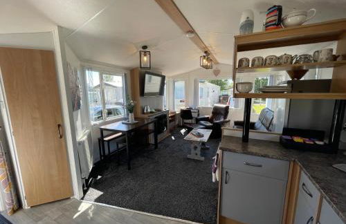 6 Rannoch, lovely holiday static caravan for dogs & their owners. - Photo 10