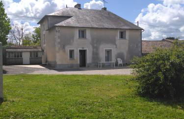 Le Tilleul 9 personnes 5 Chambres 6 lits 15 min du Futuroscope - Foto 1