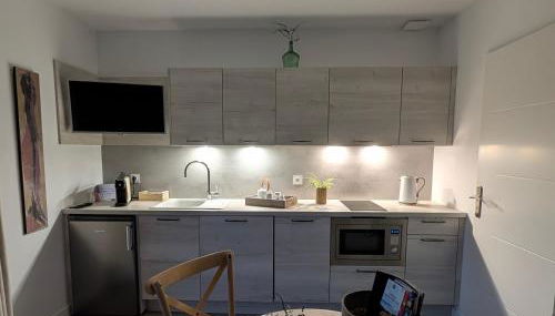 Suite l'inattendu avec Spa privatif et espace bien-être. - Foto 2, stove, dishwasher, toaster