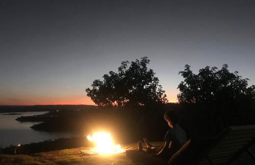 Chalé Mirante, piscina, cachoeira, lago e vista espetacular em Alexânia Goiás - Foto 21