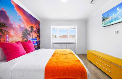 Spectacular Miami- Htd Pool,5 Bdrooms ,MiniGolf, Playground, Baby Items, BBQ - Photo 11