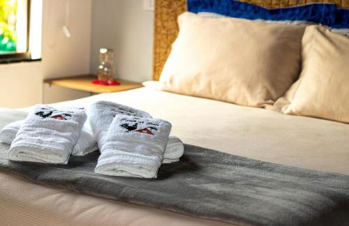 Chalé Canto do Galo 1 - Hidro da Jacuzzi, Lareira Ecológica, Cozinha Completa, Wi-Fi 80mbps, próximo a comércio local e relaxando ao som do riacho - Photo 9