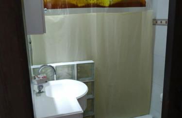 Kitinet para 2 pessoas próximo do mar - Ingleses - Com garagem - Foto 8