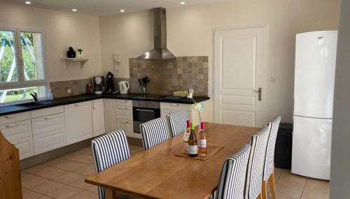 Comfortable villa with jacuzzi - Foto 4