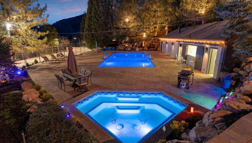 Exclusive Resort Escape - Heated Pool, Spa & Pickleball - Foto 2