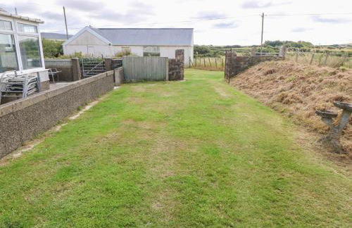 Porth Awyr - Photo 20