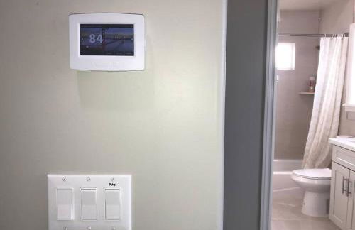 New! Modern Gated Summer Getaway Home - Foto 17