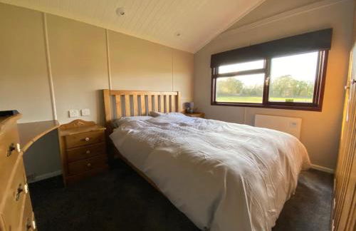 Lakeside cabin set in the Kentish countryside - Foto 15