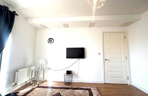 Cosy 1-Bedroom Apartment in Central Grays with Parking & Excellent Transport Links - Foto 6