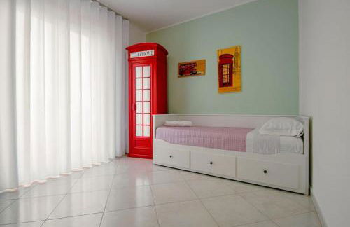 Attico vicino all Aeroporto con Parcheggio privato e 2 Bagni - Foto 49