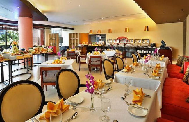 City Seasons Suites (EX Pearl City Suites Hotel) - Photo 24