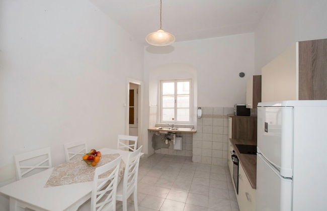 Apartment Four tower - Photo 34