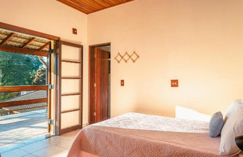 Refúgio e diversão para FAMÍLIAS a 60 min de SP - Piscina, Churrasqueira, wifi 300Mbps - PETFRIENDLY - Foto 9