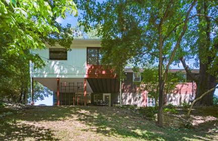 Spacious 5-Bedroom Retreat for 12 in Serene Neighborhood Near Louisville's Best Attractions - Photo 31