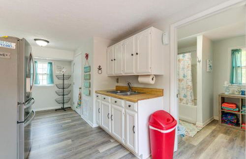 Adorable Cottage Fire Pit, Walk to Colonial Beach - Foto 9