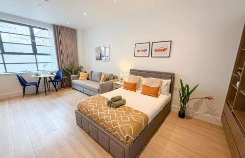 3-Bedroom with Balcony and Studio Apartments in St Johns Wood near Marylebone & Regents Park by NourNest Apartments - Foto 1