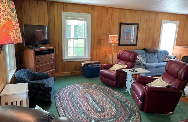 Geary House at Fifield Point - Photo 9