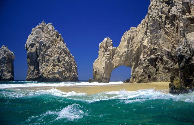 Cabo San Lucas Boat Trip & Snorkelling - Photo 3