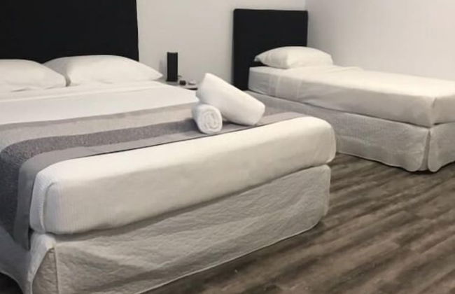 Escape On Lake - Photo 16