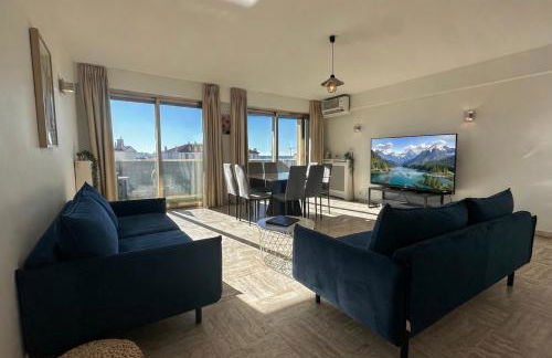 Central -300m Palais- Seaview-A/C-WIFI-spacieux - Foto 2