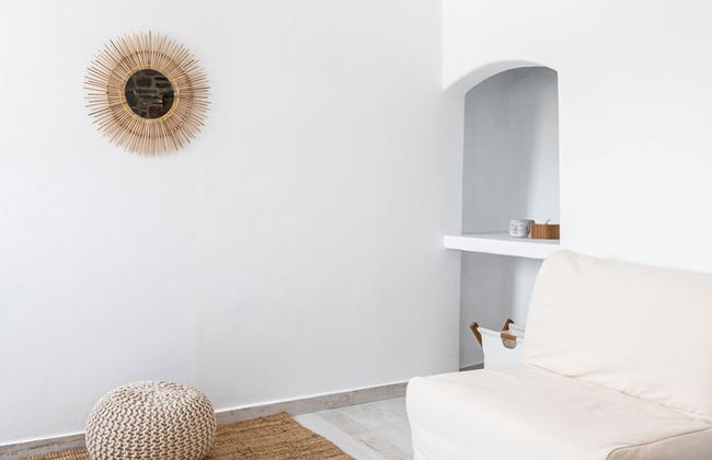 Salty Caves Apartments Milos - Photo 14