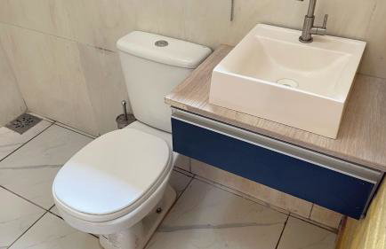 Flat com vista espetacular área central-cozinha completa-AR- 2 banheiros- casais - grupos ou familias ou empresas - Foto 8