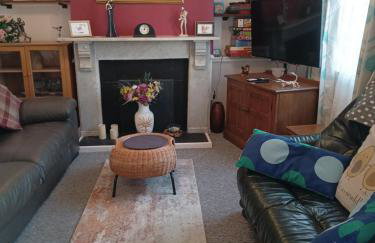 Cheerful 3-bedroom townhouse with free parking on site - Foto 1