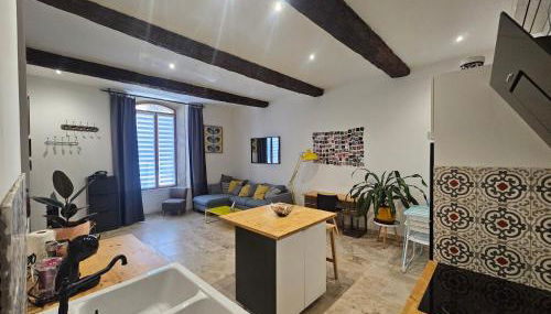 Appartement T2 charmant, calme, terrasse & parking - Photo 2