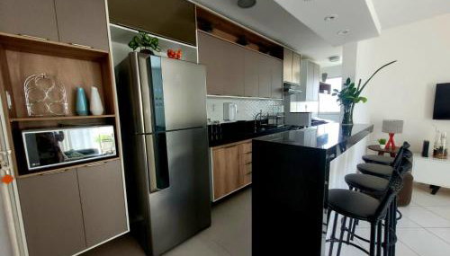 Apartamento próx à Orla Atalaia, com 2 Quartos climatizados - Foto 1