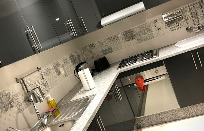 JB Apartment - Photo 50