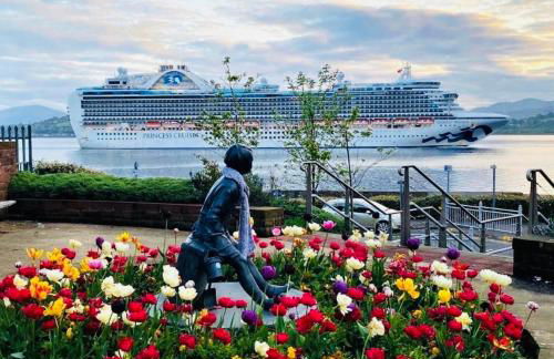 THE RESTING LION - Gourock Town Center Holiday Home Apartment - Foto 35