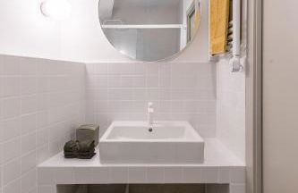 Edmond Vibes Almagro Suites - Photo 30