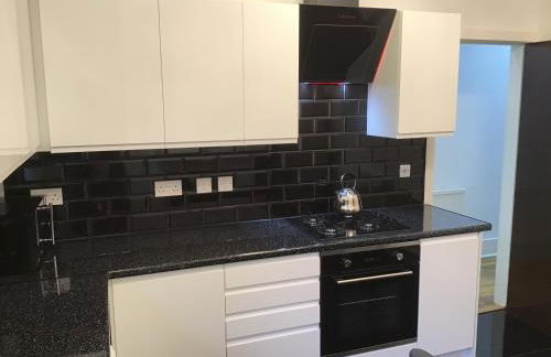 Residential Quarters, General Gordon Square - Foto 25