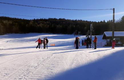 GITE DE MONTAGNE "LE CALOU" AVEC CHEMINEE ET JACUZZI situé à St Laurent-en-Grandvaux - Foto 25