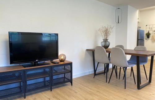 ☆FEWO ALTES KINO - MODERN - QUIET - 65M² - TV - NETFLIX - WLAN☆ - Foto 16