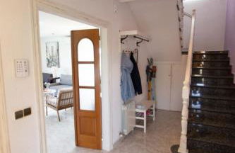 2 Private Abodes in One Magnificent Villa! - Foto 44