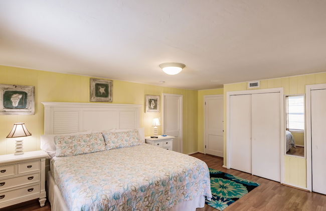 Siesta Key Island Rentals - Photo 6