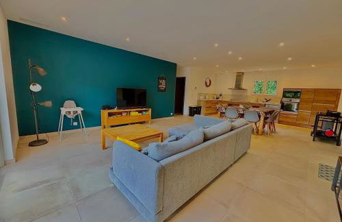 Villa 120m2 accès PMR piscine chauffée et jacuzzi - Foto 6