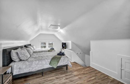 Modern Stylish Urban Haven 4 Bedroom 2 Bath - Dog Friendly - Foto 40