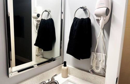 Private Double Room Near Miami Clinics - Photo 12