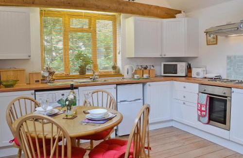 High House Holiday Cottages 1 - Photo 3