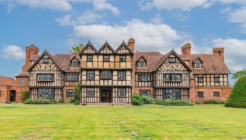 Severn End - 15th Century Manor House! - Foto 1