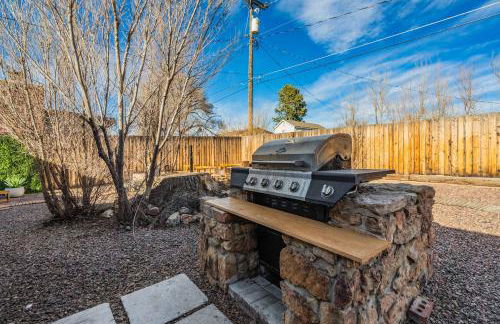 Carson Camp Gym Workstations & Fenced Yard - Foto 37