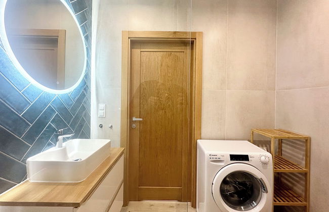 Victoria by Q4Apartments - Photo 12