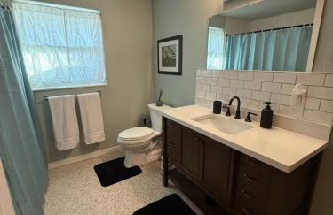 Pool home on the Bay, large private yard near AMI - Foto 25